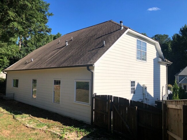 Building Photo - 150 Blue Heron Ln