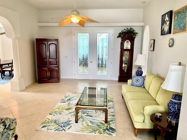 Building Photo - 24312 Westgate Blvd