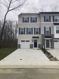 Building Photo - 1951 Bellac Wy