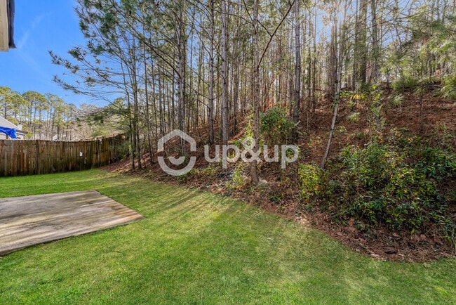 Building Photo - Fantastic 5bd/2.5ba home! Let yourself in!