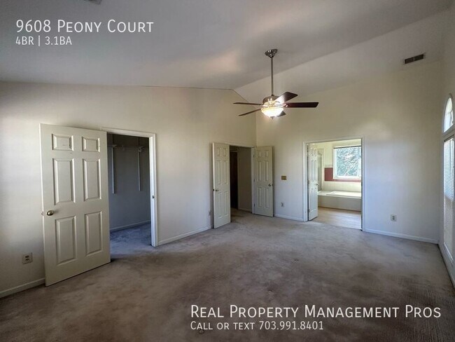 Building Photo - 9608 Peony Ct