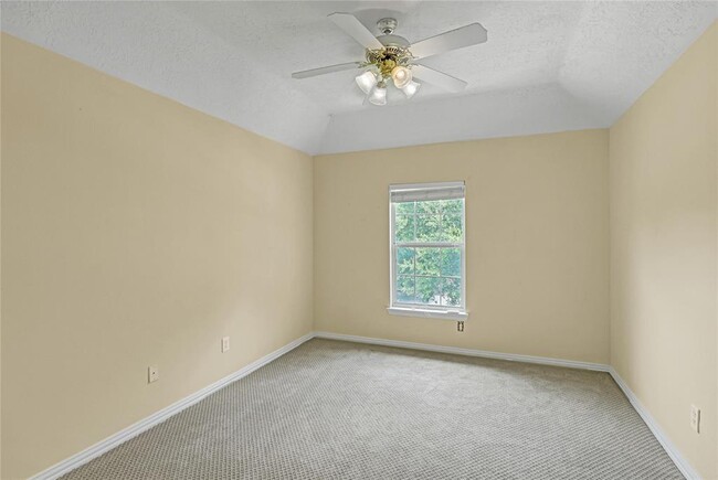 Building Photo - 2416 Spoonbill Dr