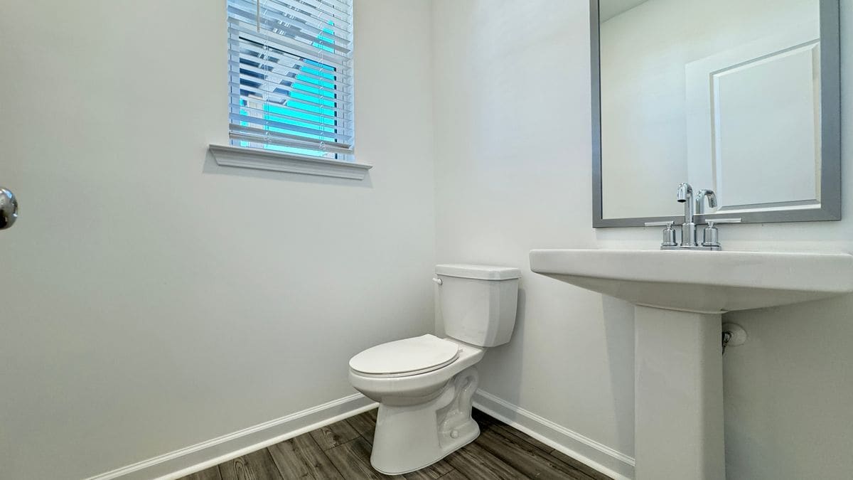 Building Photo - 9 Peeples Dr