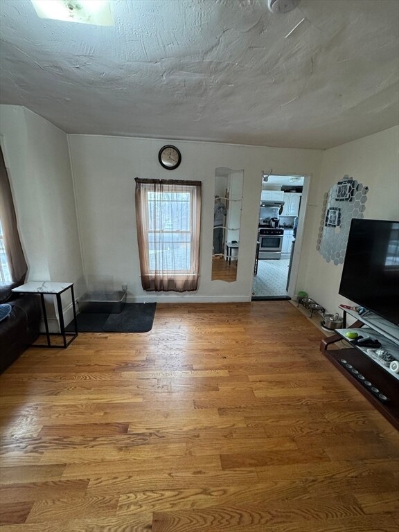 Building Photo - 22 Almont St