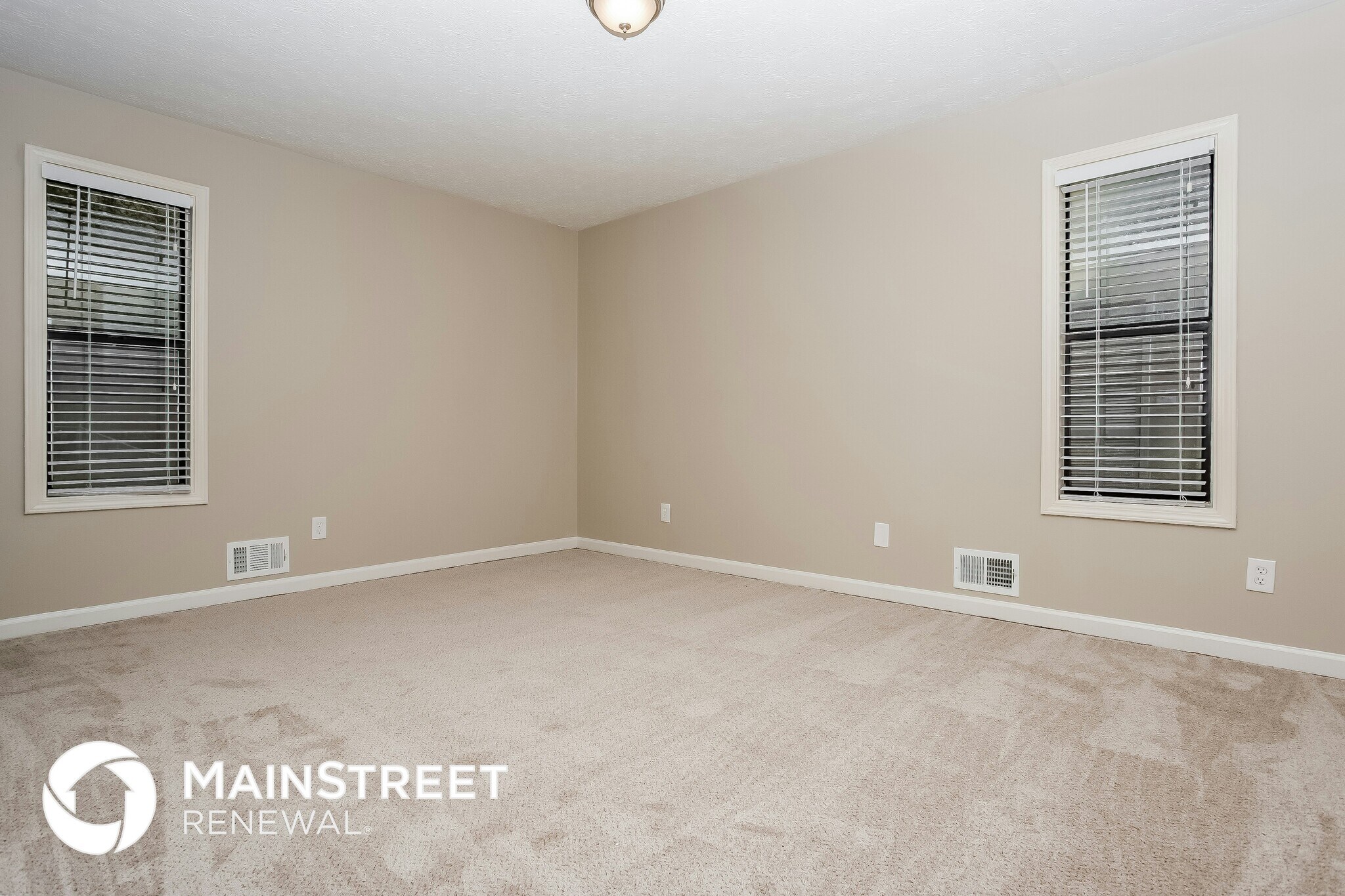 Building Photo - 3851 Sundowner Ct SE