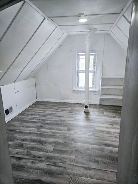 Building Photo - 23 Union St