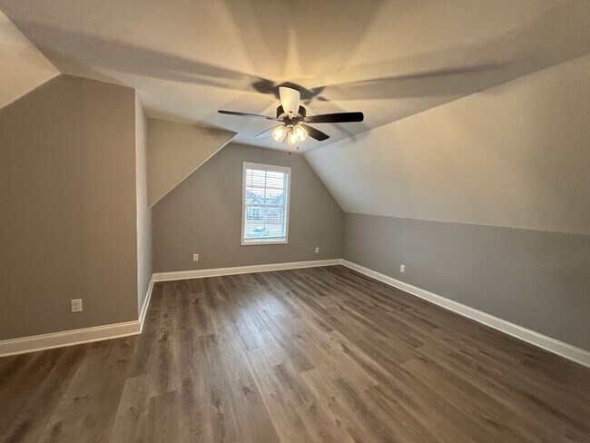 Building Photo - 9986 Messana St