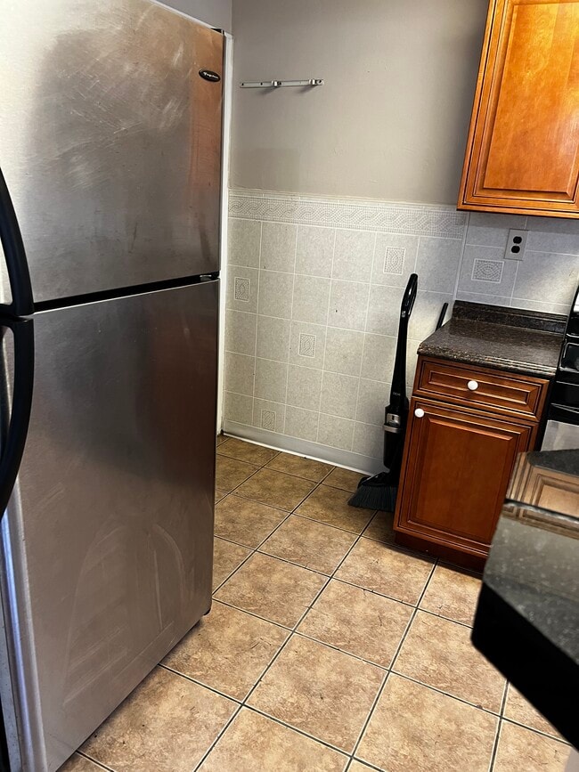 Building Photo - 1515 Benner St