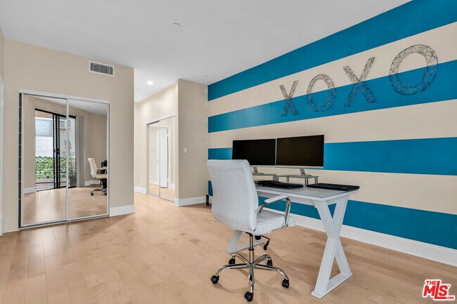 Building Photo - 12000 Goshen Ave