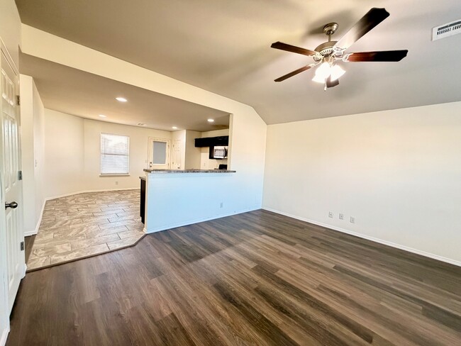 Building Photo - 6040 East 147th Pl S