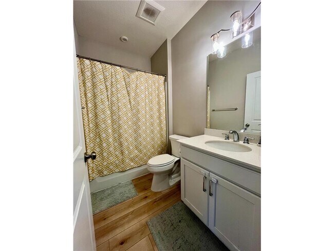 Building Photo - 1935 Mulberry Ln