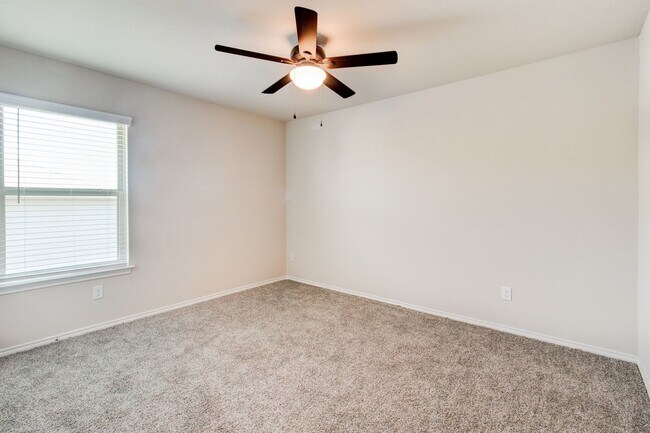 Building Photo - 15219 Selene View