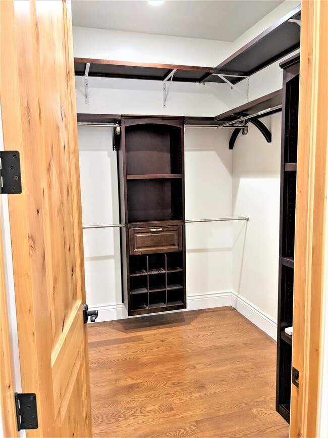 Building Photo - 2912 21st Ave