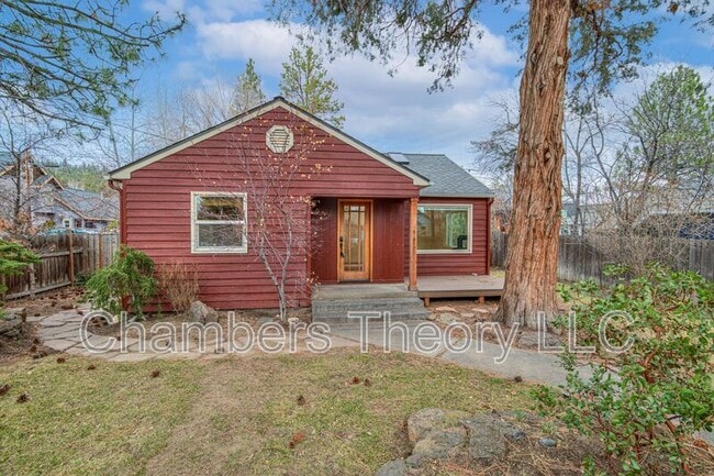 Building Photo - 1252 NW Milwaukee Ave