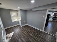 Building Photo - 1900 Deering Ave