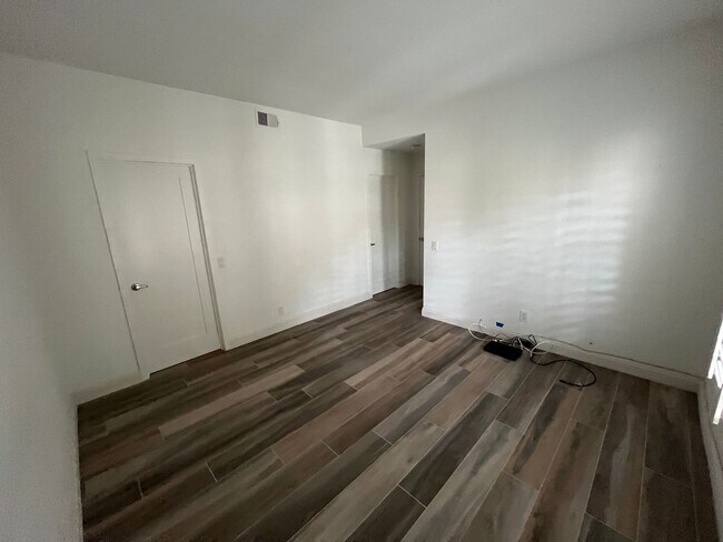 Building Photo - Long Term - 3 Bed 2 Bath in Desert Falls!