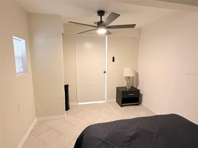 Building Photo - 707 40th St W