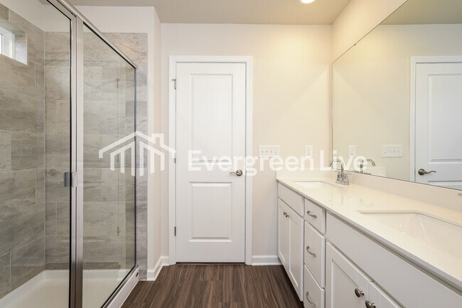 Building Photo - 108 Brk Frst Ct