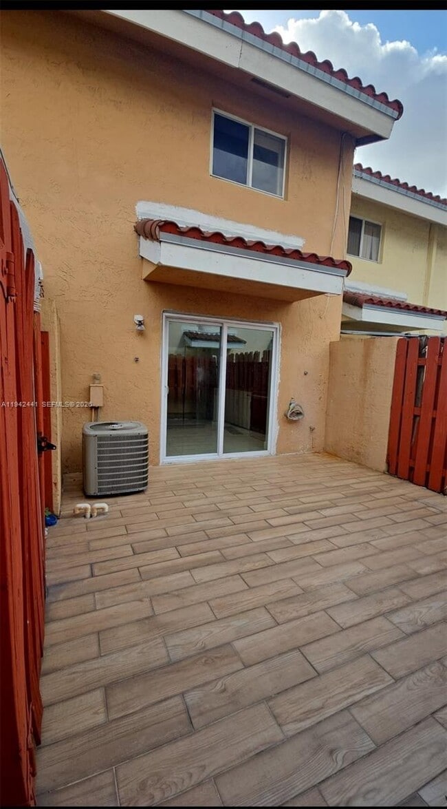 Building Photo - 8253 NW 5th Terrace