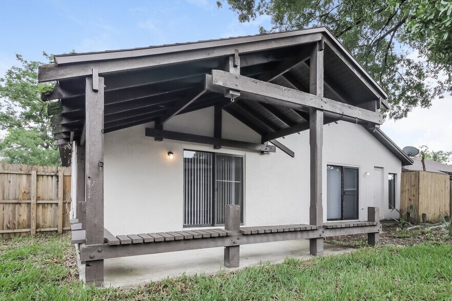 Building Photo - 456 Copperstone Cir