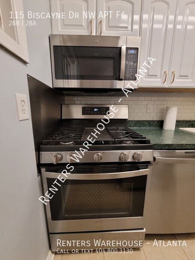 Building Photo - Heart of Buckhead! Renovated 2 Bedroom Condo