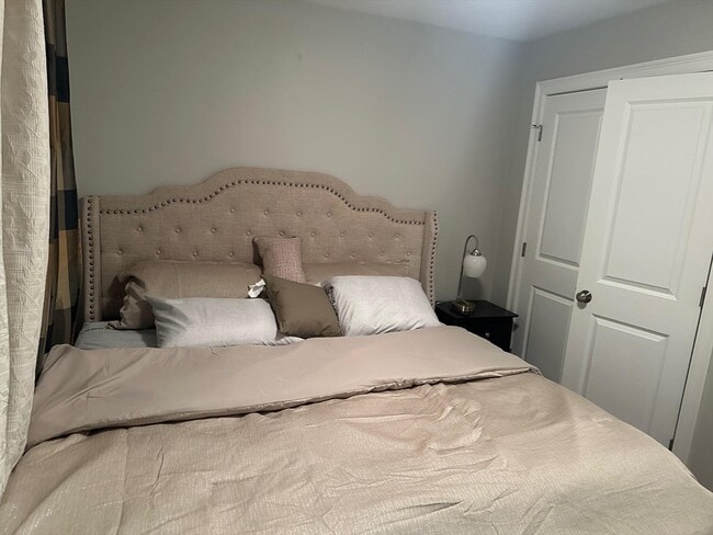 Building Photo - 21 Burncoat Hts