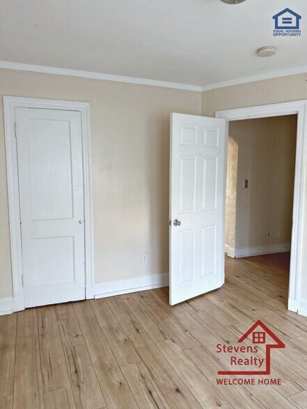 Building Photo - 4816 Tomahawk Trail