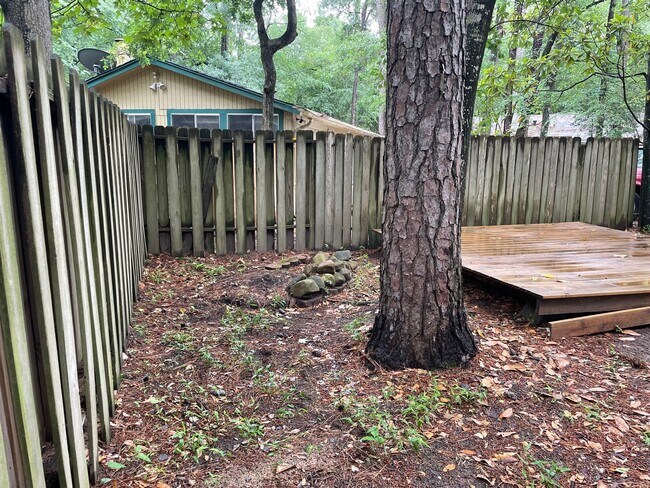 Building Photo - 2614 N Red Cedar Cir