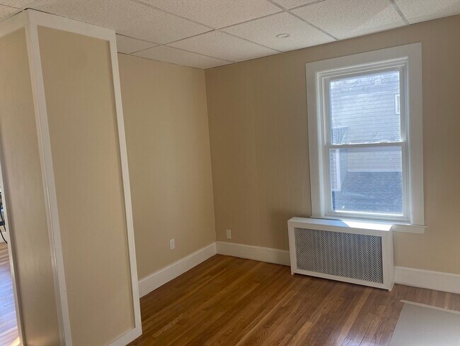 Building Photo - 1 Rena St