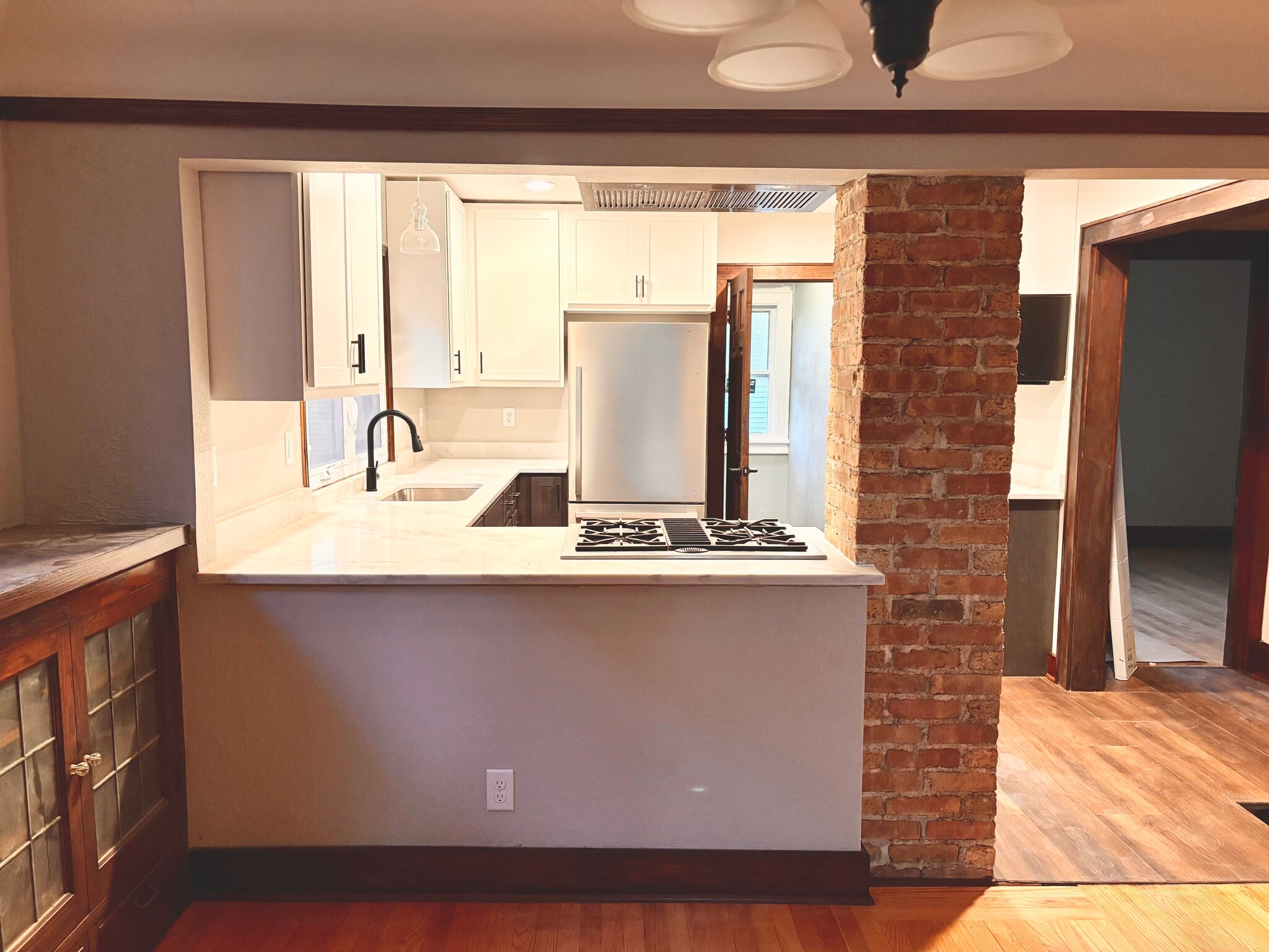 Open concept from dining room into kitchen - 861 S 75th St