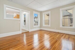 Building Photo - 54 Las Casas St