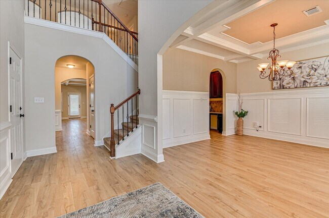 Building Photo - 406 Saterlee Ct