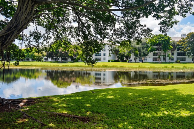 Building Photo - 9311 Orange Grove Dr
