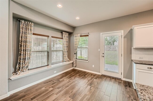 Building Photo - 803 Stampede Rd