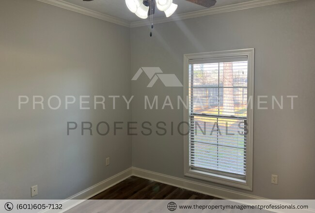 Building Photo - 116 Cedar Green Dr