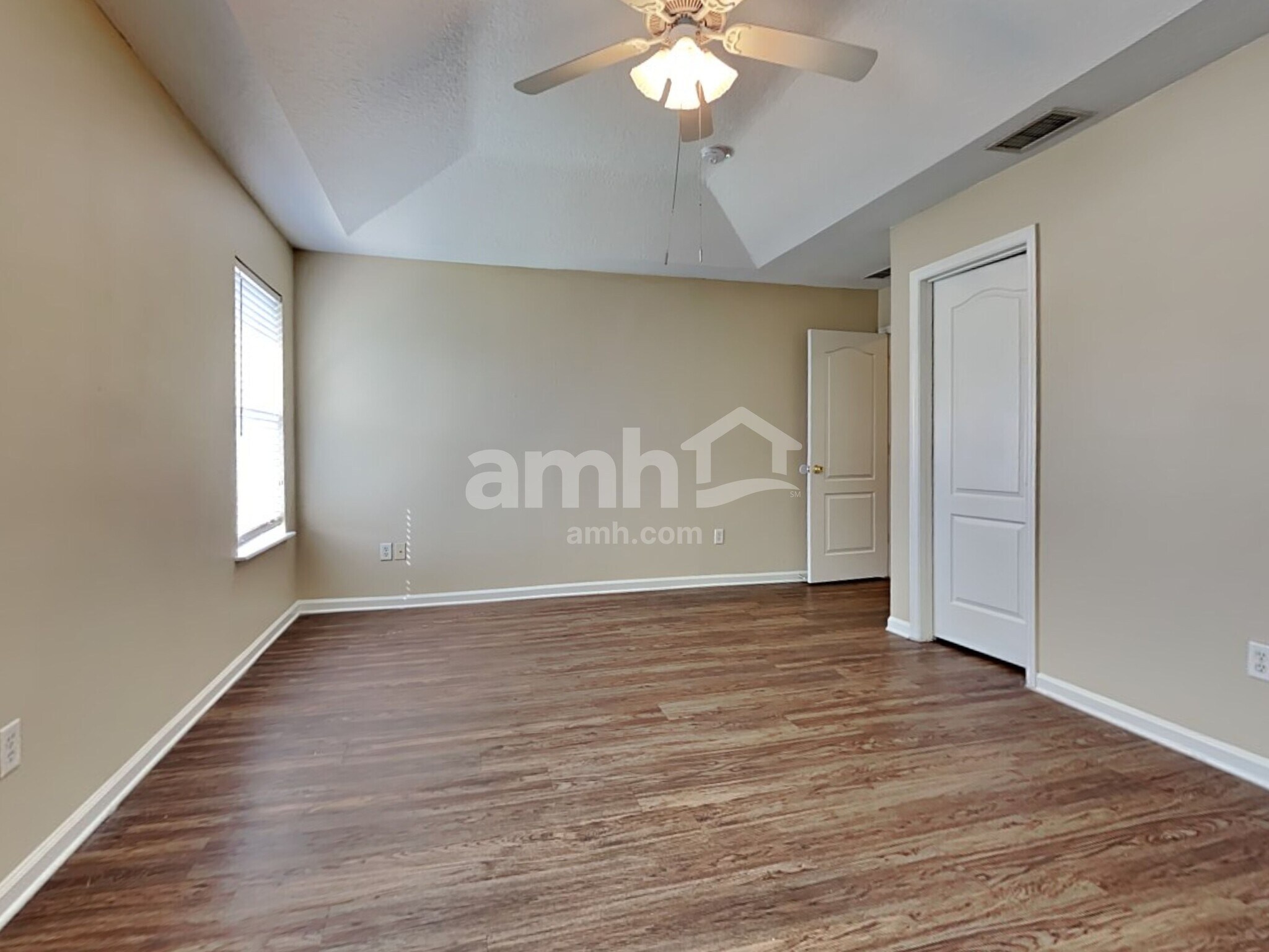 Building Photo - 12712 Daylight Trl