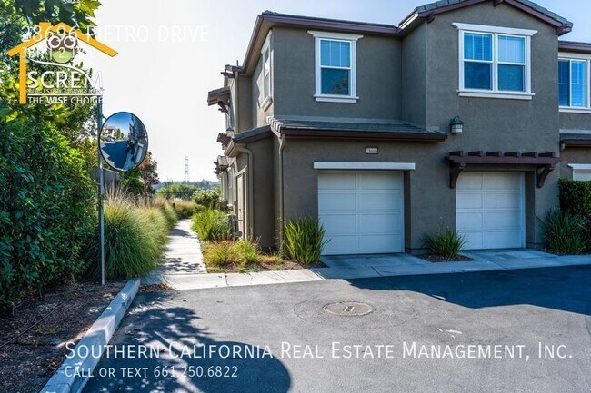 Building Photo - West Creek Townhome with 3 Bedrooms and Lo...