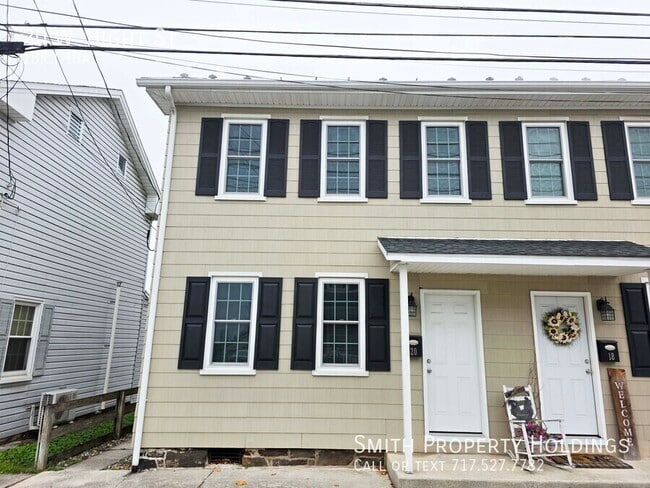 Primary Photo - 20 W High St