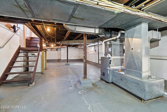 Building Photo - 615 Corlies Ave
