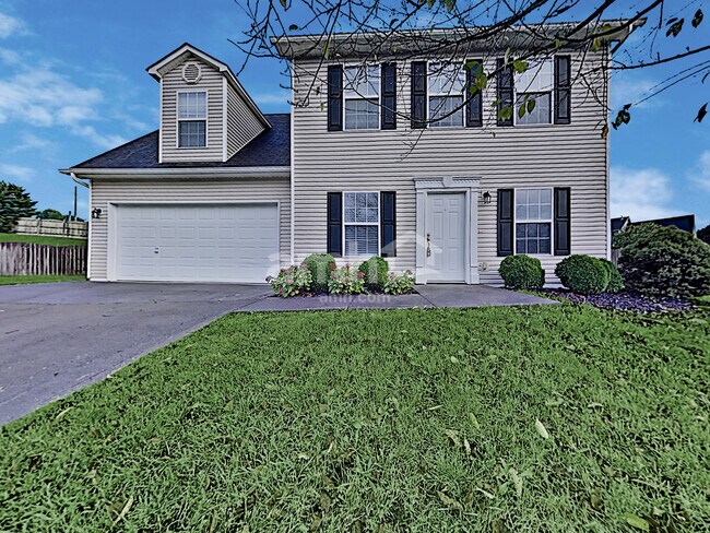 Building Photo - 2000 Farmstead Ln