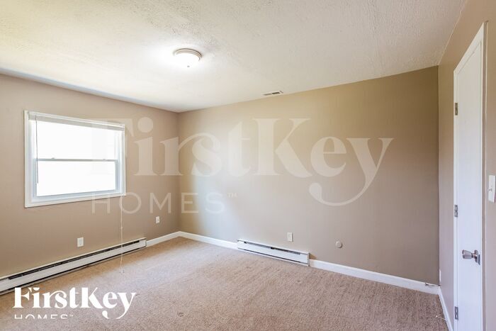 Building Photo - 2634 Westleigh Dr