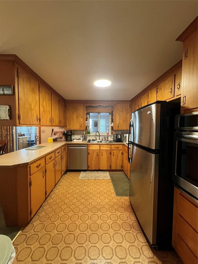 Building Photo - 1005 Murray Hill Rd