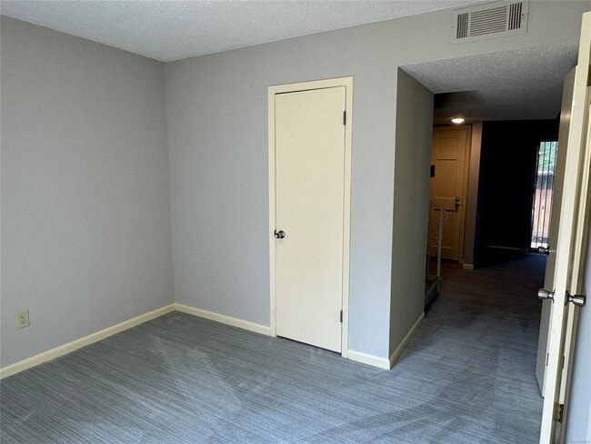 Building Photo - 1653 E Trinity Blvd