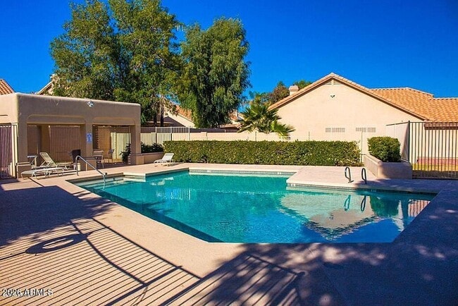 Building Photo - 8947 E Palm Ridge Dr