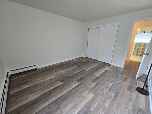 Building Photo - 1209 Cromwell Hills Dr