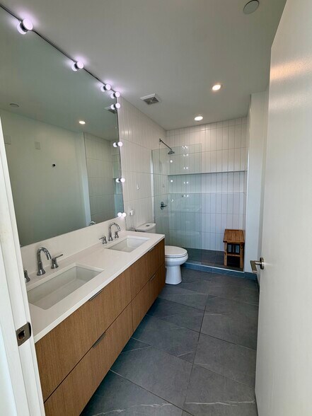 Building Photo - 2554 Smallman St