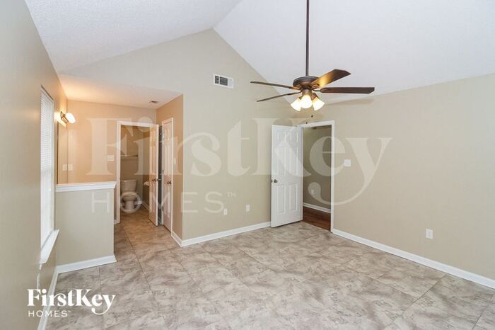 Building Photo - 4459 Willow Springs Cove