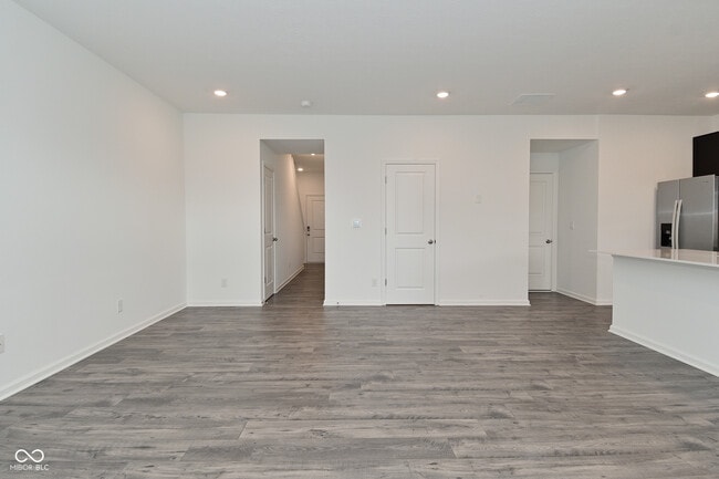 Building Photo - 6296 Wasco Dr