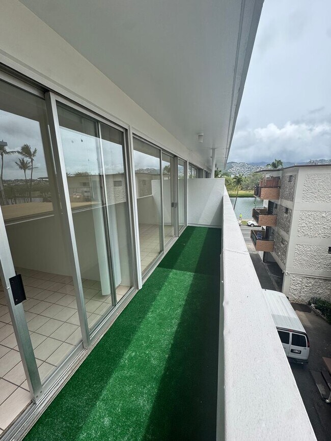 Building Photo - PET FRIENDLY 3 Bed, 1 Bath, 1 parking ELEC...