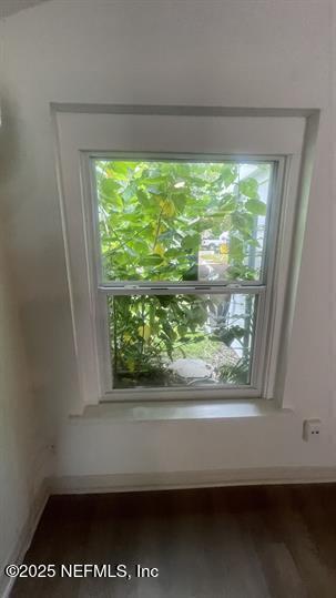 Building Photo - 2016 Dellwood Ave